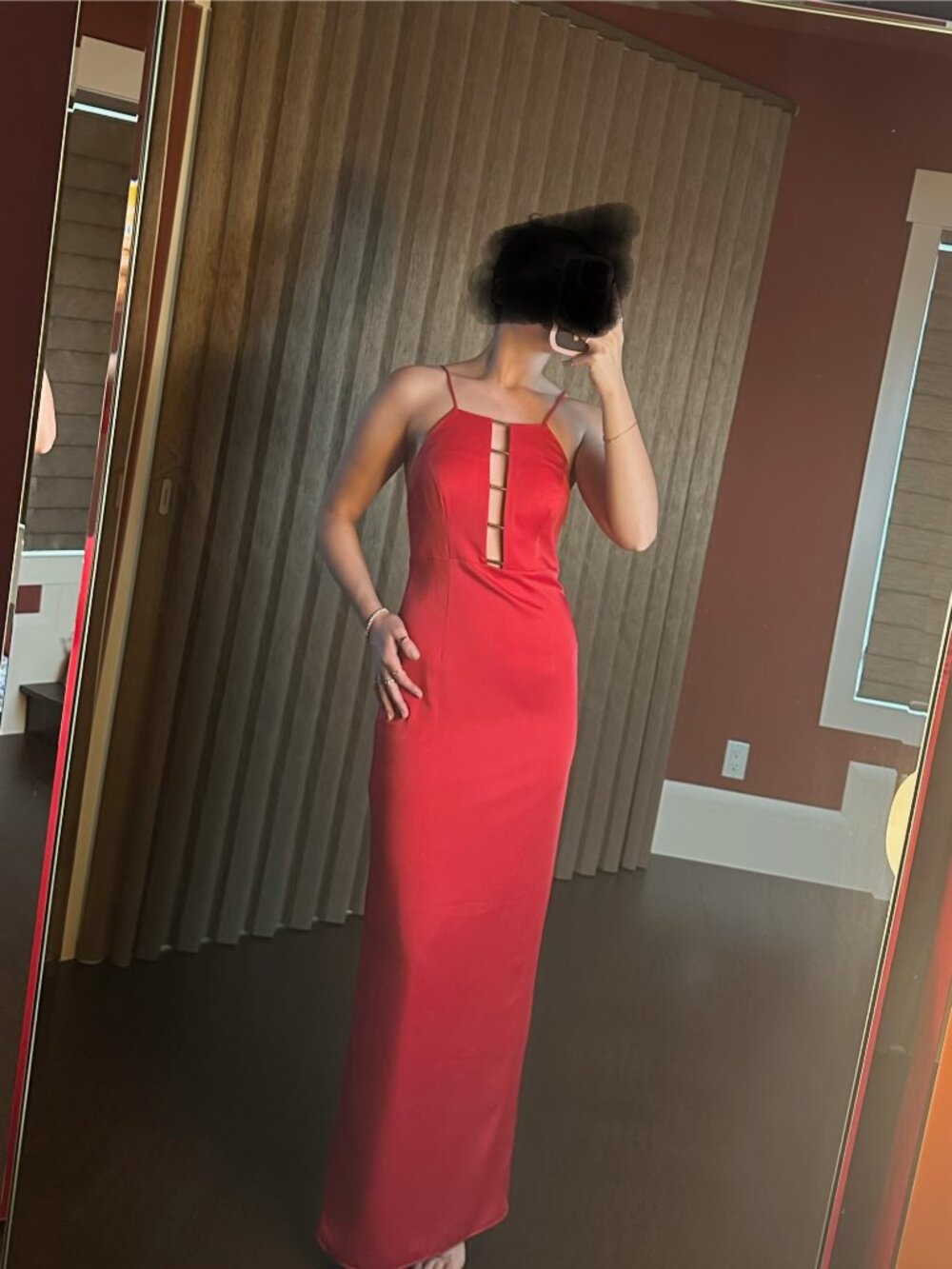 Red Maxi Aidan Mattox (US/CAN 2)